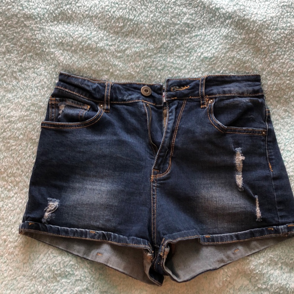 Super high rise shorts size 7